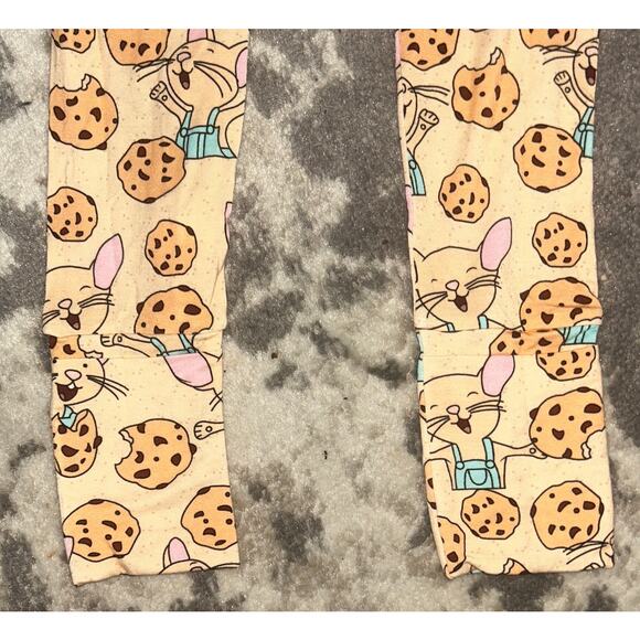 Posh Tot 'If You Give A Mouse A Cookie' Book & Pajamas - Picture 5 of 9